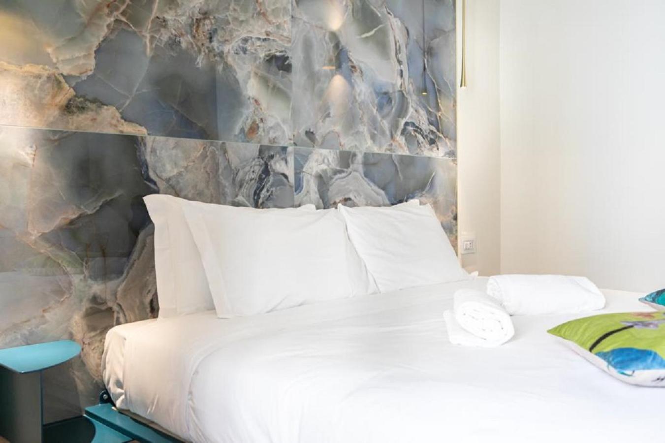 Hotel Bhr Cavour 150 Rom Exterior foto